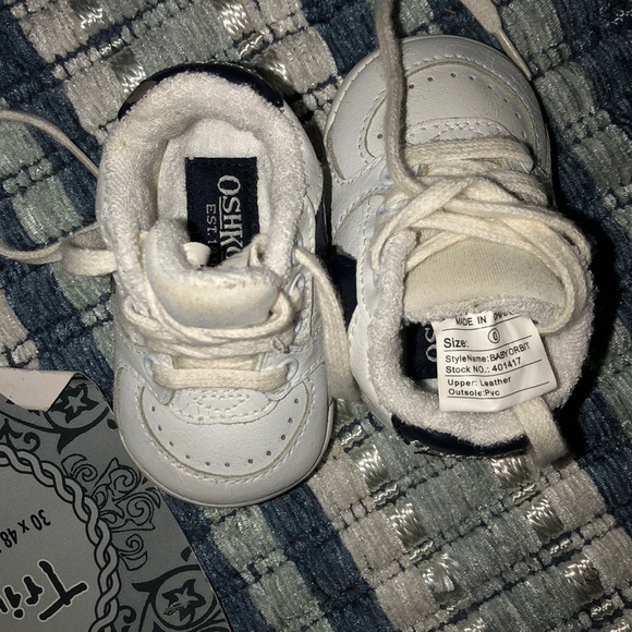Baby shoes - Picture 3 of 4